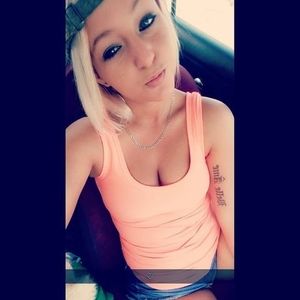 Meet your Posher, Katelyn